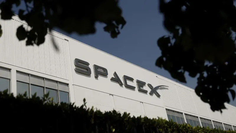 Elon Musk Says SpaceX Raised $40 billion in Debt to Fund AI Chip Purchases